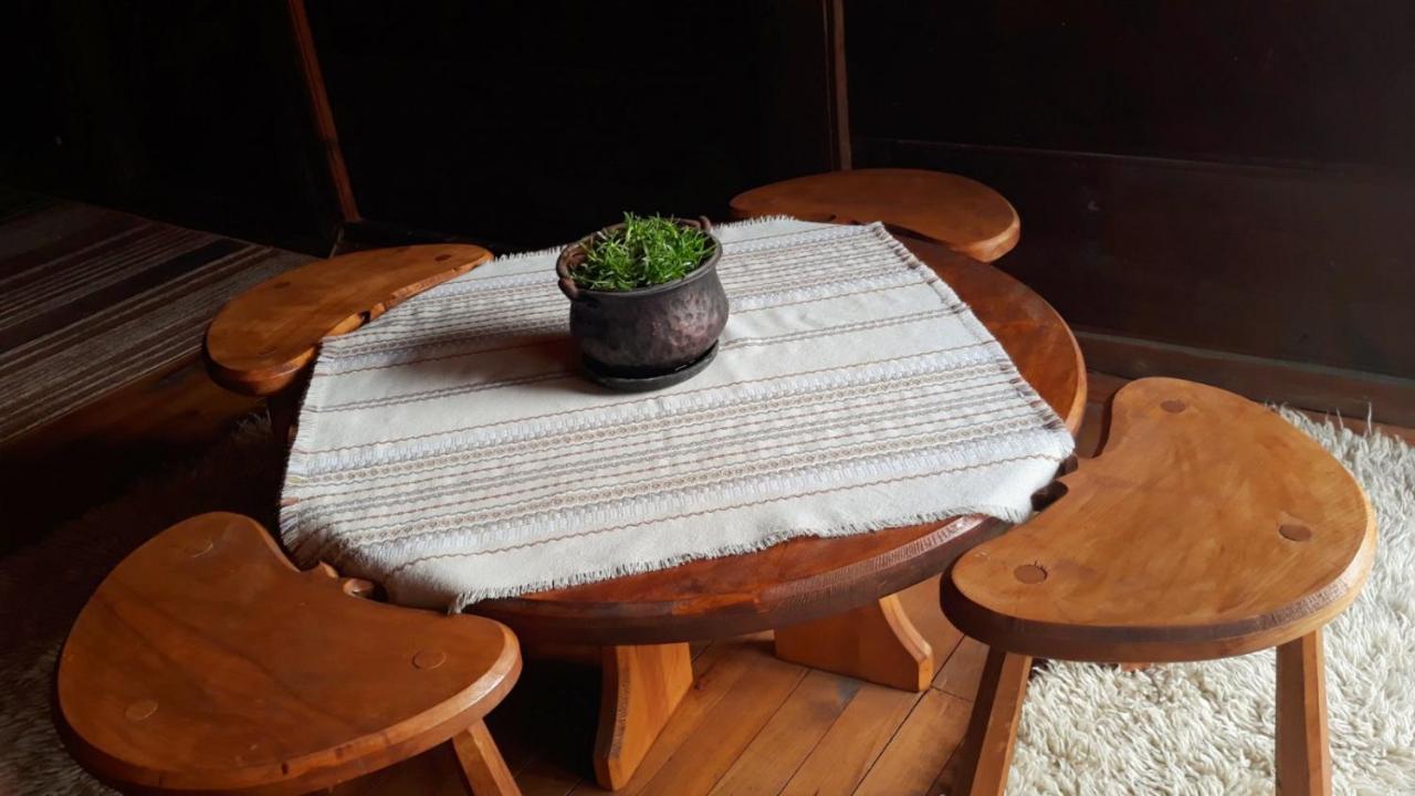 Sarafova Guest House コプリフシティツァ エクステリア 写真